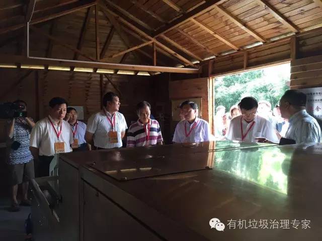 莫舍社區(qū)餐廚垃圾處理設(shè)備 莫舍社區(qū)餐廚垃圾處理設(shè)備